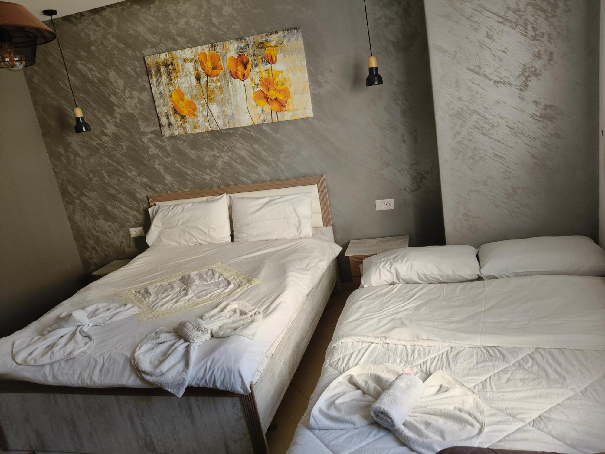 Ajilin Hotel Rooms Корча Номер фото