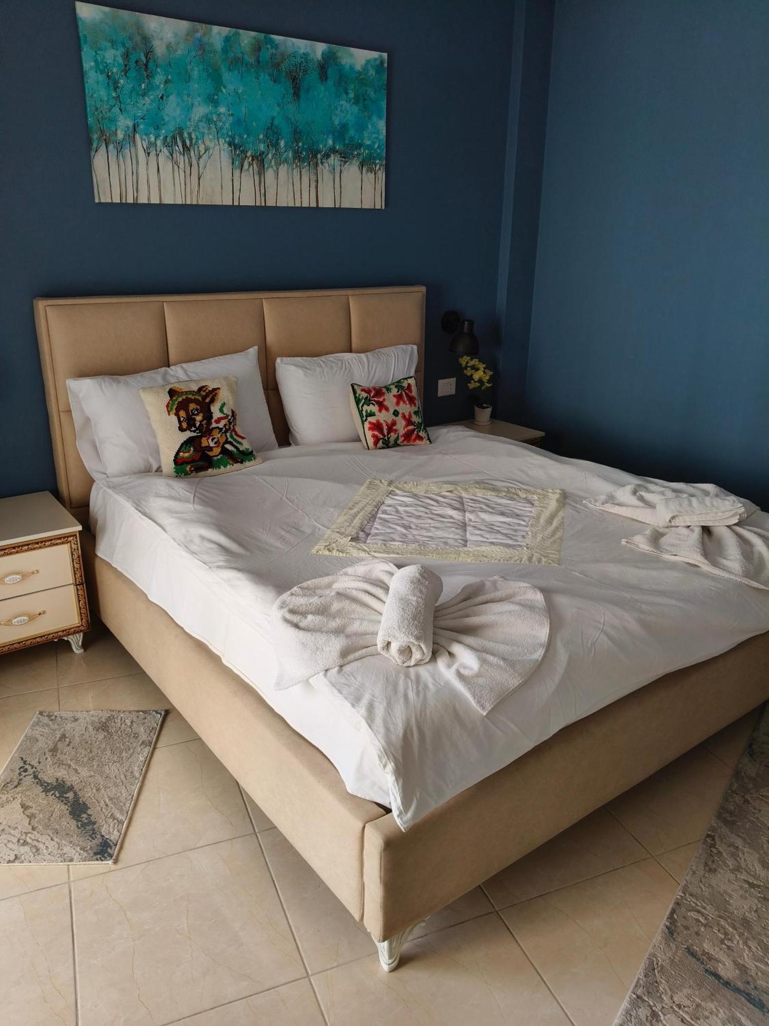 Ajilin Hotel Rooms Корча Номер фото
