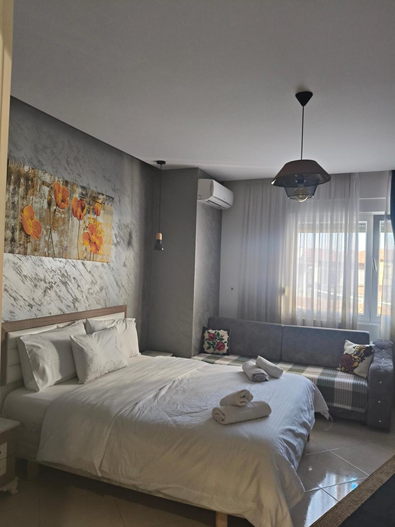 Ajilin Hotel Rooms Корча Номер фото
